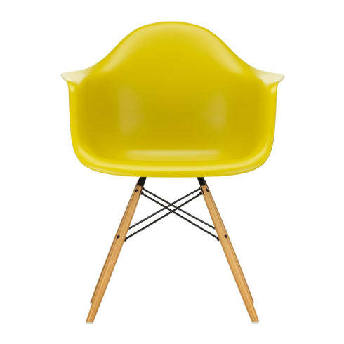 Cadeira de Braços em Plástico Eames DAW / Base Ácer